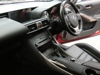 USED 2019 19 LEXUS IS 2.5 300H F SPORT 4d 179 BHP MASSIVE SPEC SAT NAV LEATHER HEATED/VENTILATED ELECTRIC SEATS REAR CAMERA