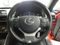 USED 2019 19 LEXUS IS 2.5 300H F SPORT 4d 179 BHP MASSIVE SPEC SAT NAV LEATHER HEATED/VENTILATED ELECTRIC SEATS REAR CAMERA