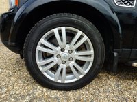 USED 2009 59 LAND ROVER DISCOVERY 3.0 4 TDV6 HSE 5d 245 BHP www.suffolkcarcentre.co.uk - Located at Lowestoft