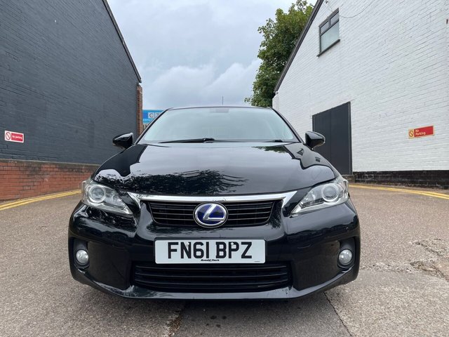 View our LEXUS CT