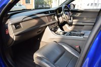 USED 2016 13 JAGUAR XF 3.0 V6 S 4d 296 BHP PAN ROOF / PRO NAV / MERIDIAN