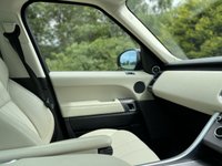 USED 2016 16 LAND ROVER RANGE ROVER SPORT 3.0 SDV6 HSE 5d 306 BHP Panoramic Glass Roof 4X4  DAB