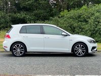 USED 2018 18 VOLKSWAGEN GOLF 1.5 R LINE TSI EVO 5d 148 BHP Satellite Navigation DAB