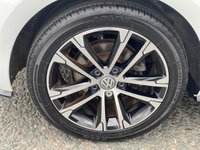 USED 2018 18 VOLKSWAGEN GOLF 1.5 R LINE TSI EVO 5d 148 BHP Satellite Navigation DAB