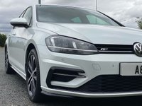 USED 2018 18 VOLKSWAGEN GOLF 1.5 R LINE TSI EVO 5d 148 BHP Satellite Navigation DAB
