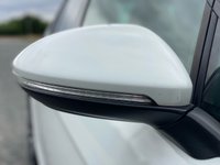 USED 2018 18 VOLKSWAGEN GOLF 1.5 R LINE TSI EVO 5d 148 BHP Satellite Navigation DAB