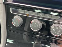 USED 2018 18 VOLKSWAGEN GOLF 1.5 R LINE TSI EVO 5d 148 BHP Satellite Navigation DAB