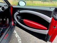 USED 2008 MINI CLUBMAN 1.6 Cooper S 5dr 