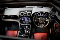 USED 2018 18 BENTLEY BENTAYGA 4.0 V8 5d 542 BHP INCREDIBLE SPEC: PANORAMIC ROOF, NIGHT VISION, HEAD-UP DISPLAY, DYNAMIC RIDE, BLACKLINE SPECIFICATION, SOFT CLOSE AND MUCH MORE