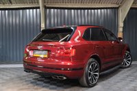USED 2018 18 BENTLEY BENTAYGA 4.0 V8 5d 542 BHP INCREDIBLE SPEC: PANORAMIC ROOF, NIGHT VISION, HEAD-UP DISPLAY, DYNAMIC RIDE, BLACKLINE SPECIFICATION, SOFT CLOSE AND MUCH MORE