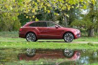 USED 2018 18 BENTLEY BENTAYGA 4.0 V8 5d 542 BHP INCREDIBLE SPEC: PANORAMIC ROOF, NIGHT VISION, HEAD-UP DISPLAY, DYNAMIC RIDE, BLACKLINE SPECIFICATION, SOFT CLOSE AND MUCH MORE