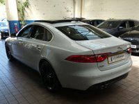 USED 2015 65 JAGUAR XF 2.0 PRESTIGE 4d 177 BHP EURO 6 CAZ ULEZ COMPLIANT SAT NAV SUNROOF LEATHER HEATED SEATS &pound;30 ROAD TAX