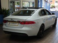 USED 2015 65 JAGUAR XF 2.0 PRESTIGE 4d 177 BHP EURO 6 CAZ ULEZ COMPLIANT SAT NAV SUNROOF LEATHER HEATED SEATS &pound;30 ROAD TAX