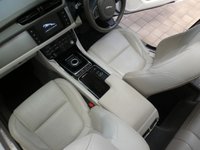USED 2015 65 JAGUAR XF 2.0 PRESTIGE 4d 177 BHP EURO 6 CAZ ULEZ COMPLIANT SAT NAV SUNROOF LEATHER HEATED SEATS &pound;30 ROAD TAX
