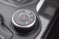 USED 2018 18 ALFA ROMEO GIULIA 2.9 V6 BITURBO QUADRIFOGLIO 4d 503 BHP CARBON STEERING WHEEL /