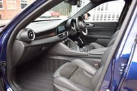 USED 2018 18 ALFA ROMEO GIULIA 2.9 V6 BITURBO QUADRIFOGLIO 4d 503 BHP CARBON STEERING WHEEL /