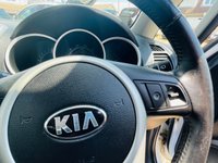 USED 2014 14 KIA VENGA 1.6 2 AUTOMATIC  Lovely Low Mileage Automatic with a FSH