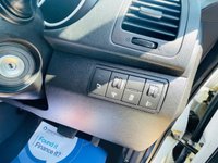 USED 2014 14 KIA VENGA 1.6 2 AUTOMATIC  Lovely Low Mileage Automatic with a FSH