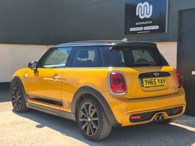 View our MINI HATCH COOPER