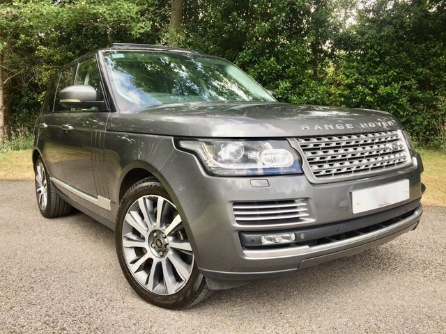 2015 15 Land Rover Range Rover 4.4 SDV8 AUTOBIOGRAPHY 5d AUTO 339 BHP 1 PRIVATE OWNER FROM NEW//EXCEPTIONALLY WELL MAINTAINED\\SURROUND CAMERAS//PANORAMIC SUNROOF//