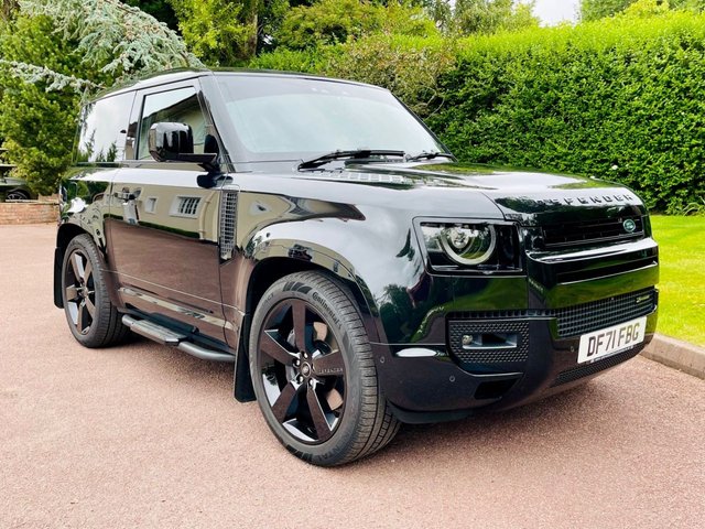 View our LAND ROVER DEFENDER