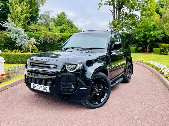2022 71 Land Rover Defender 2.0 X-DYNAMIC HSE 3d 296 BHP