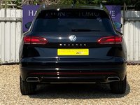 USED 2019 19 VOLKSWAGEN TOUAREG 3.0 V6 R-LINE TDI 5d 282 BHP 