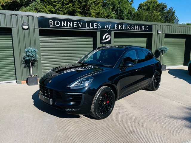 2017 67 Porsche Macan 3.0 GTS PDK 5d 355 BHP