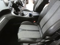 USED 2018 68 PEUGEOT 5008 1.5 BLUEHDI S/S ALLURE 5d 129 BHP 7 SEATS SAT NAV PART LEATHER REAR CAMERA VATQ