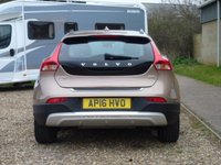 USED 2016 16 VOLVO V40 2.0 D2 CROSS COUNTRY LUX NAV 5d 118 BHP www.suffolkcarcentre.co.uk - Located at Reydon