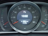 USED 2016 16 VOLVO V40 2.0 D2 CROSS COUNTRY LUX NAV 5d 118 BHP www.suffolkcarcentre.co.uk - Located at Reydon