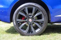 USED 2016 16 JAGUAR F-PACE 3.0d (300) V6 1st Edition 5dr Automatic AWD Euro 6 (Panoramic Sunroof, Heads Up Display, 22