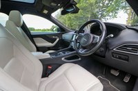USED 2016 16 JAGUAR F-PACE 3.0d (300) V6 1st Edition 5dr Automatic AWD Euro 6 (Panoramic Sunroof, Heads Up Display, 22