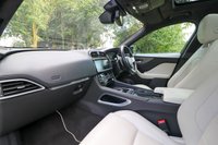 USED 2016 16 JAGUAR F-PACE 3.0d (300) V6 1st Edition 5dr Automatic AWD Euro 6 (Panoramic Sunroof, Heads Up Display, 22