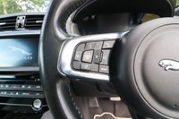 USED 2016 16 JAGUAR F-PACE 3.0d (300) V6 1st Edition 5dr Automatic AWD Euro 6 (Panoramic Sunroof, Heads Up Display, 22