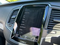 USED 2019 69 VOLVO XC90 2.0 B5 MOMENTUM AWD 5d 231 BHP Panoramic Glass Roof 7 Seater