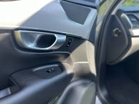 USED 2019 69 VOLVO XC90 2.0 B5 MOMENTUM AWD 5d 231 BHP Panoramic Glass Roof 7 Seater