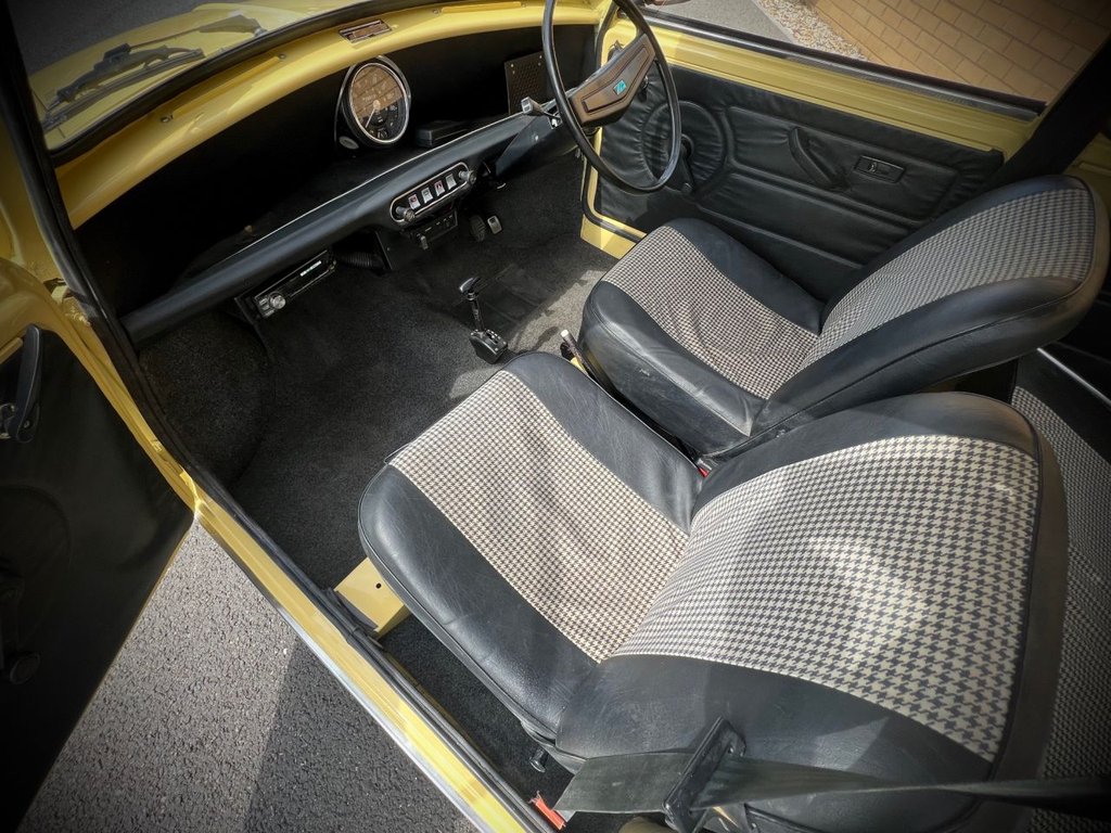 USED 1983 AUSTIN MINI CITY E // 1000cc // 40 BHP // AUTOMATIC // Px swap 