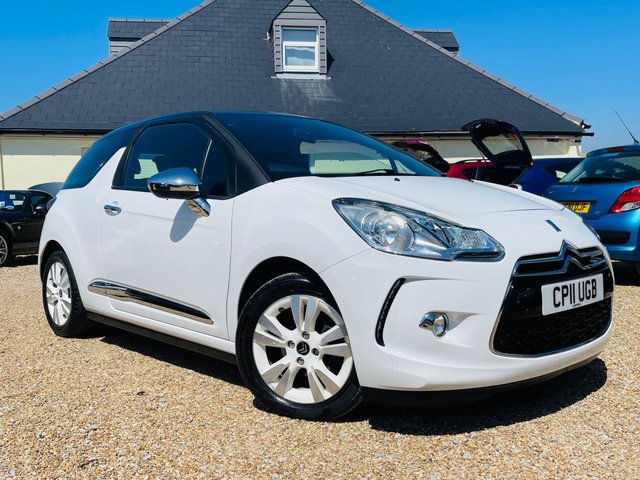 2011 11 Citroen DS3 1.4 DSIGN 3d 95 BHP