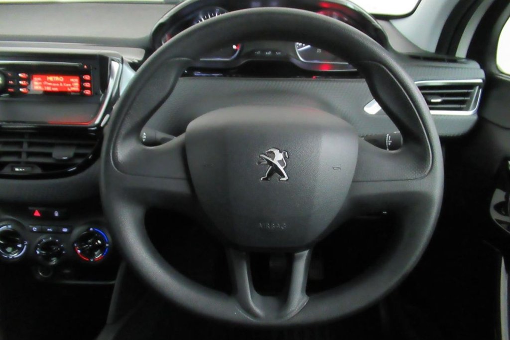 USED 2016 65 PEUGEOT 208 1.6 BLUE HDI ACCESS A/C 5d 75 BHP 