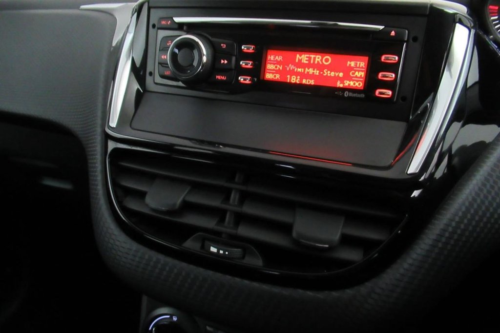 USED 2016 65 PEUGEOT 208 1.6 BLUE HDI ACCESS A/C 5d 75 BHP 