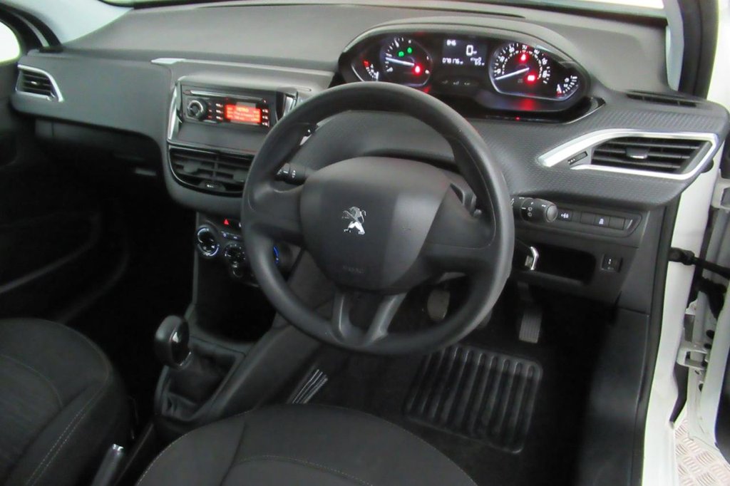 USED 2016 65 PEUGEOT 208 1.6 BLUE HDI ACCESS A/C 5d 75 BHP 