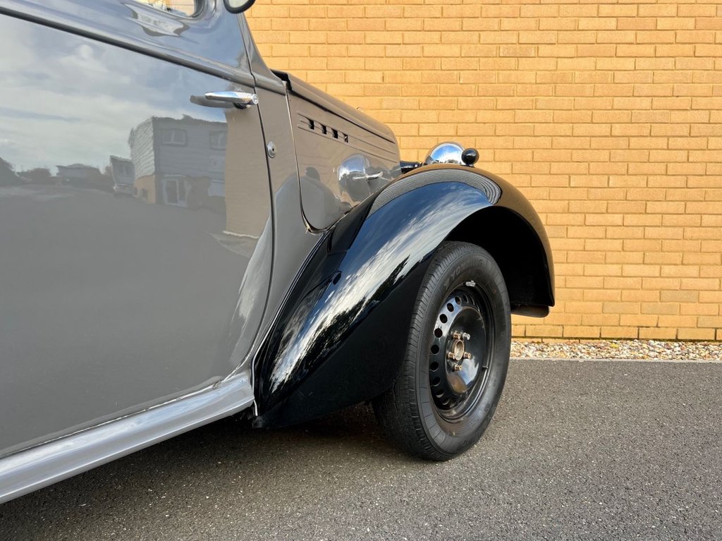 USED 1951 BEDFORD PC Ex-Police Van // Restomod // 1.6 // RARE // promo car // Px swap  