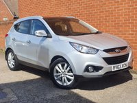 USED 2013 63 HYUNDAI IX35 2.0 PREMIUM CRDI 4WD 5d 181 BHP HEATED FULL BLACK LEATHER - TWIN SUNROOFS - SAT NAV - REVERSE CAMERA