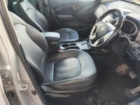 USED 2013 63 HYUNDAI IX35 2.0 PREMIUM CRDI 4WD 5d 181 BHP HEATED FULL BLACK LEATHER - TWIN SUNROOFS - SAT NAV - REVERSE CAMERA