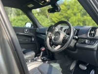 USED 2017 66 MINI COUNTRYMAN 2.0 COOPER SD ALL4 5d 188 BHP AUTO Head up Display Media XL NAV
