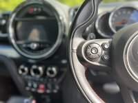 USED 2017 66 MINI COUNTRYMAN 2.0 COOPER SD ALL4 5d 188 BHP AUTO Head up Display Media XL NAV