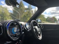 USED 2017 66 MINI COUNTRYMAN 2.0 COOPER SD ALL4 5d 188 BHP AUTO Head up Display Media XL NAV