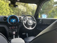 USED 2017 66 MINI COUNTRYMAN 2.0 COOPER SD ALL4 5d 188 BHP AUTO Head up Display Media XL NAV