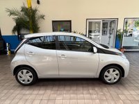 USED 2016 16 TOYOTA AYGO 1.0 VVT-I X-PLAY 5d 69 BHP &pound;0 ROAD TAX CAZ ULEZ COMPLIANT AIR CON PARKING SENSORS. Vehicle just been serviced at Toyota on 27/07/2022
